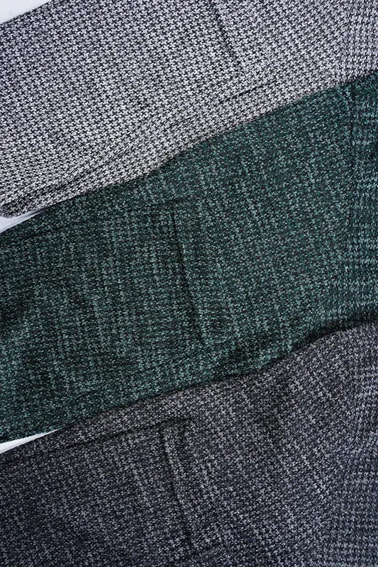 🧶 Pack de 3 Tricots Khaite – Coton respirant & élégant Couleurs : Noir · Gris · (3ème teinte incluse dans le pack)